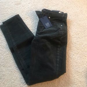 Gap High Rise True Skinny corduroy NEW